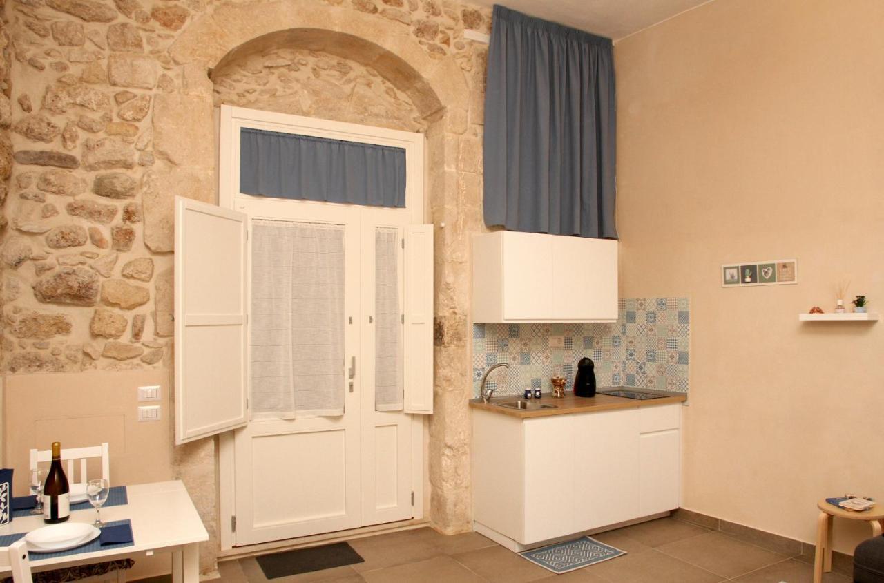 Essentia Rooms- Ortigia Holidays Syracuse Eksteriør billede